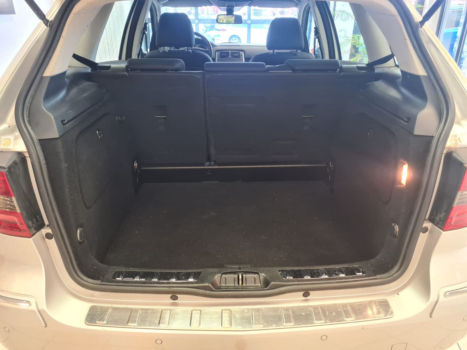 Fahrzeugabbildung Mercedes-Benz B 200 CDI / PANO / KLIMA / AUTOMATIK