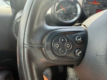 MINI ONE - 10