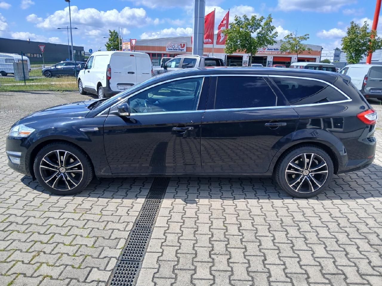 Fahrzeugabbildung Ford Mondeo Turnier Titanium