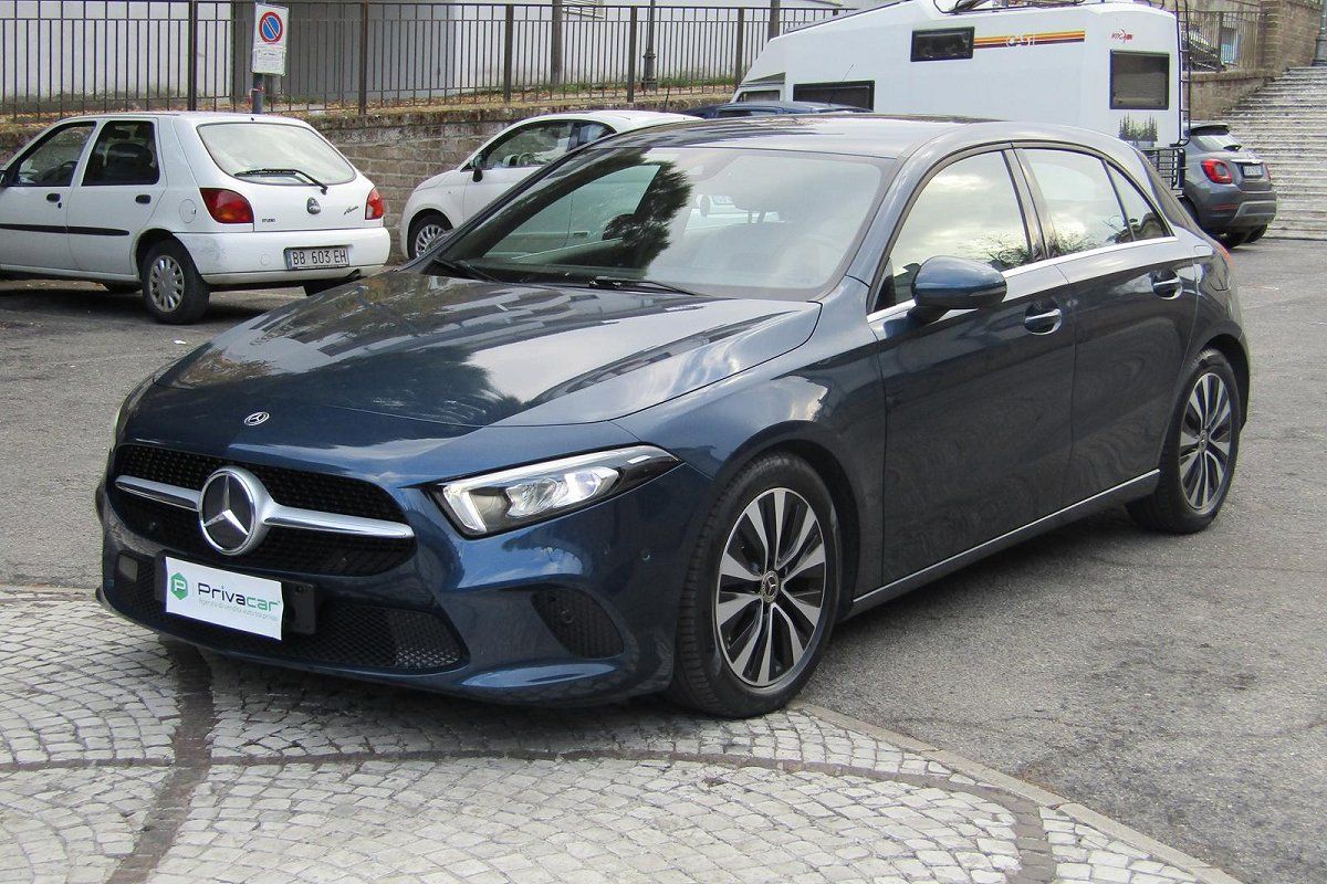 Mercedes-Benz MERCEDES A 180 Automatic Business