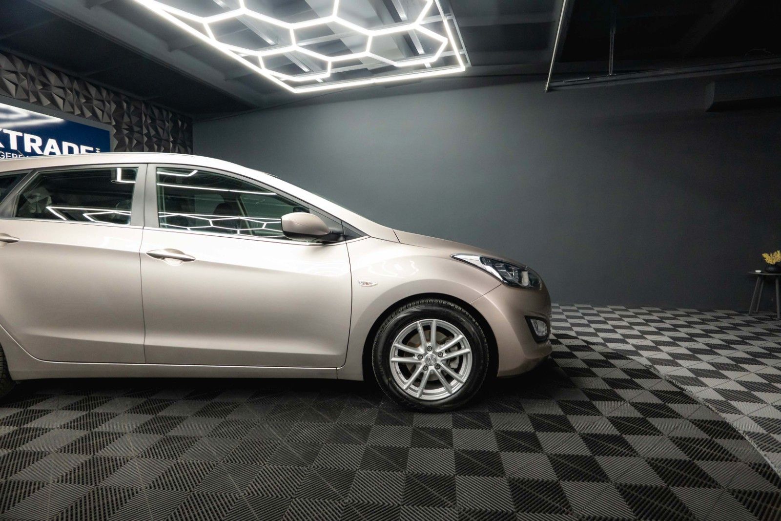 Fahrzeugabbildung Hyundai i30 cw blue Trend | 1.Hand | LED | AHK | LHZ