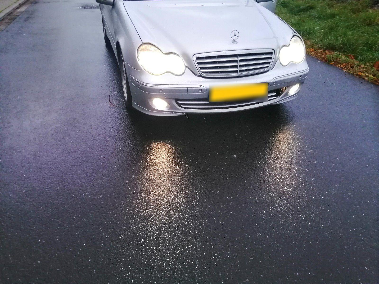 Mercedes-Benz C220 2006 — rear view