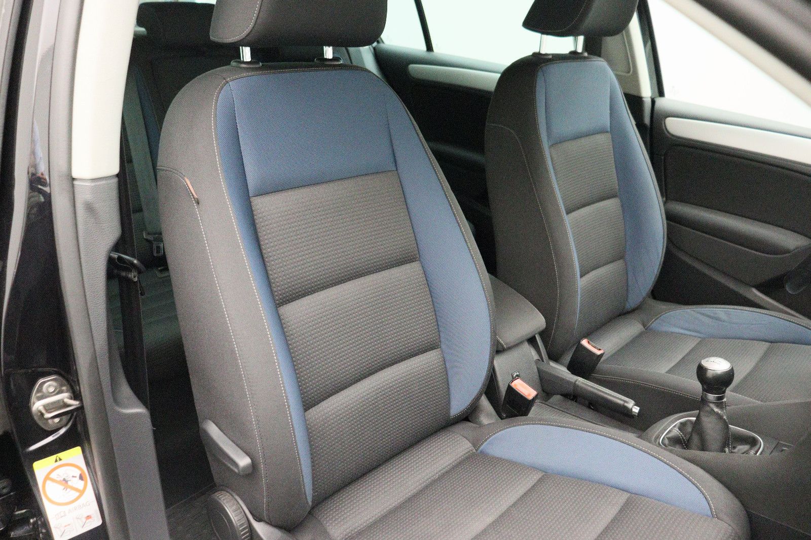 Fahrzeugabbildung Volkswagen Golf VI 1.2 Team