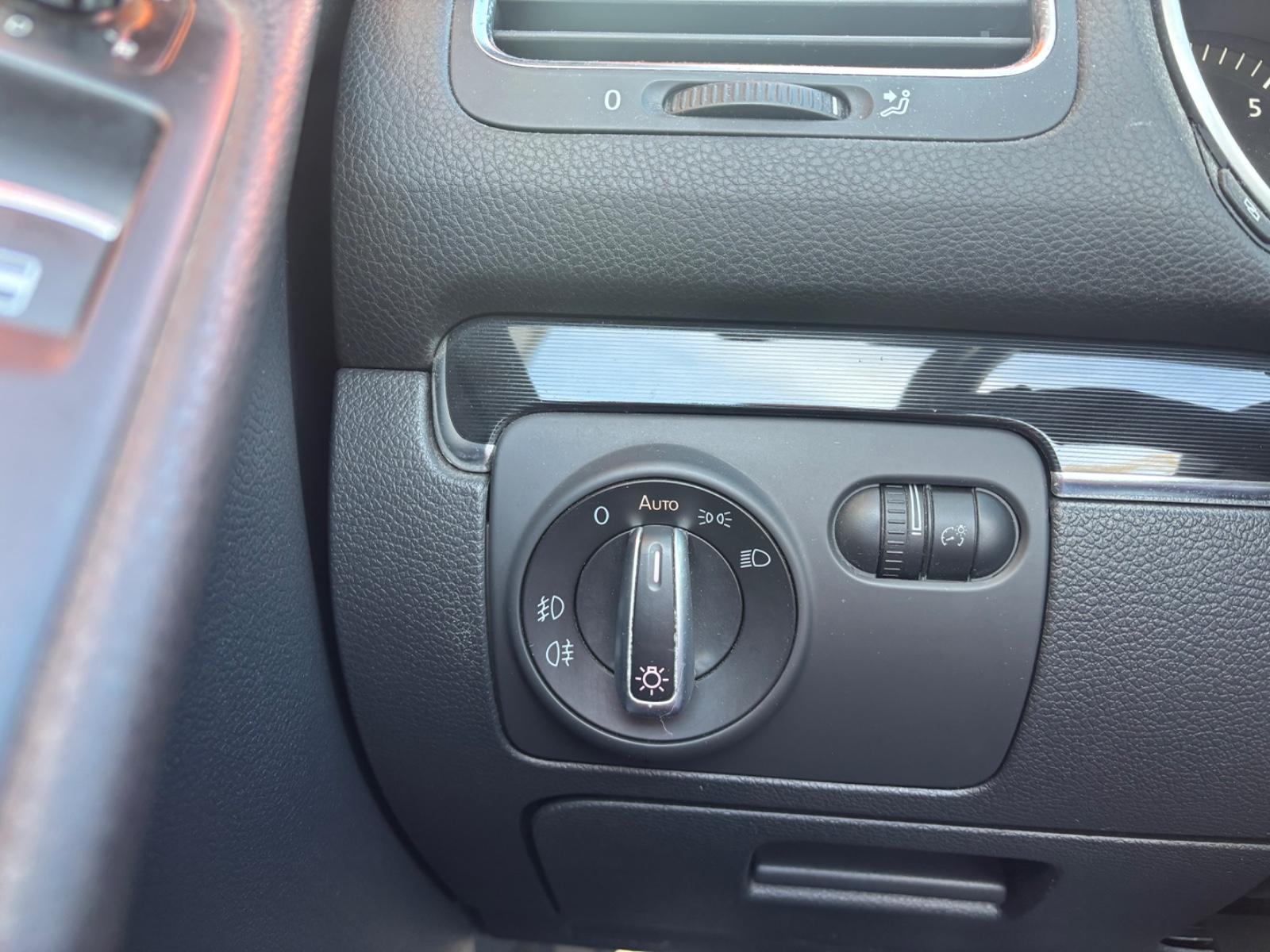 Volkswagen Golf VI Cabriolet=Leder-Xenon-Kamera-Navi-=