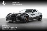 Ferrari F12 - schwarze Ferrari F12