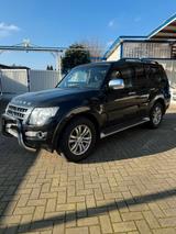 Mitsubishi Pajero 4x4 TÜV NEU 7 Sitzer - gebrauchte Mitsubishi Pajero aus dem Jahr 2014
