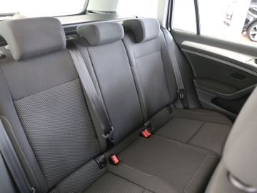 Volkswagen Golf Variant 1.6 TDI DSG TRENDLINE KLIMA 2.HAND
