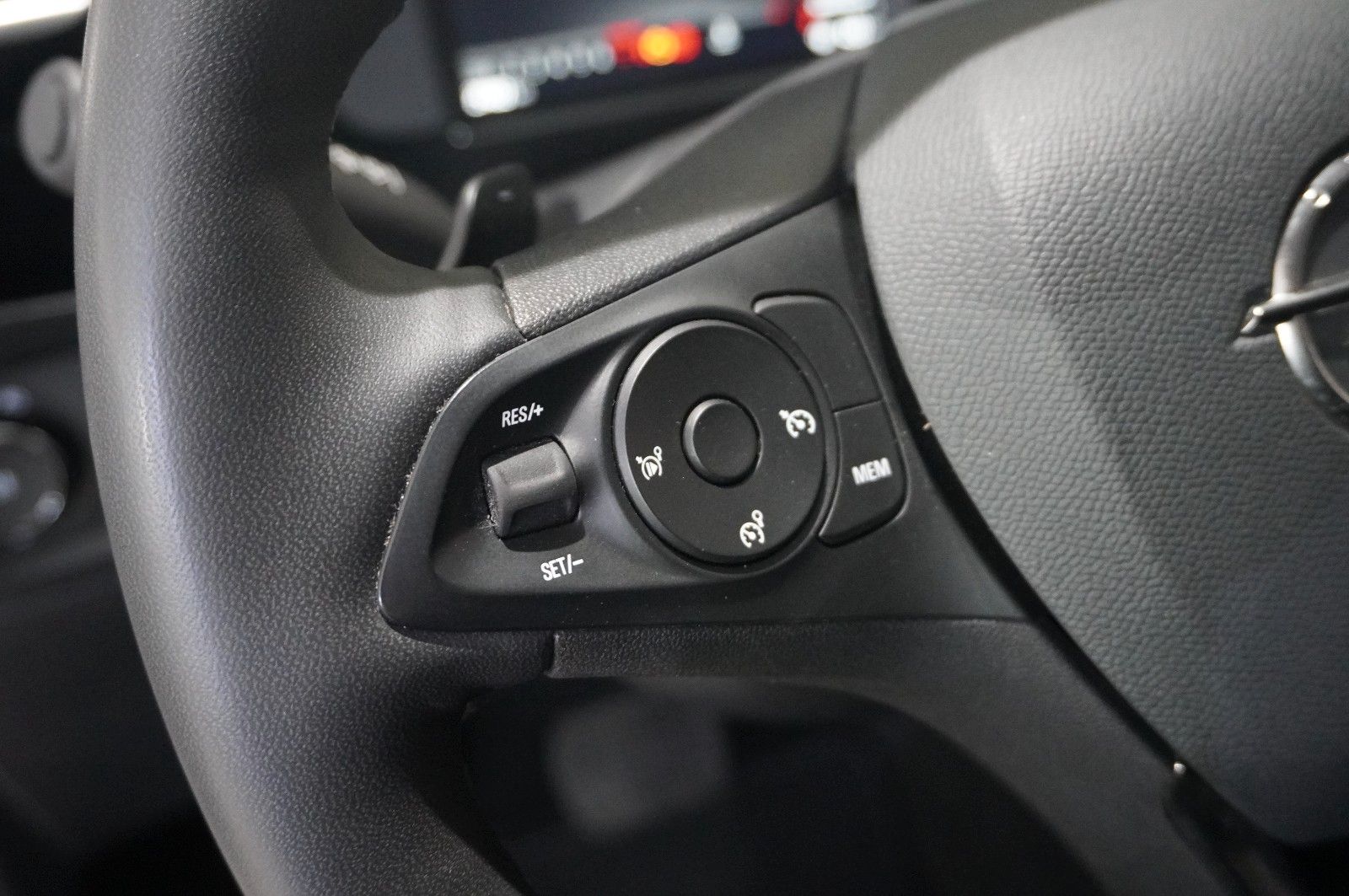 Fahrzeugabbildung Opel Corsa F 1.2T ELEGANCE NAVI/LED/KAMERA/SPORT/DAB+