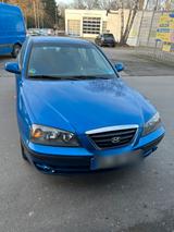 Hyundai  El antra - Hyundai Elantra: Limousine