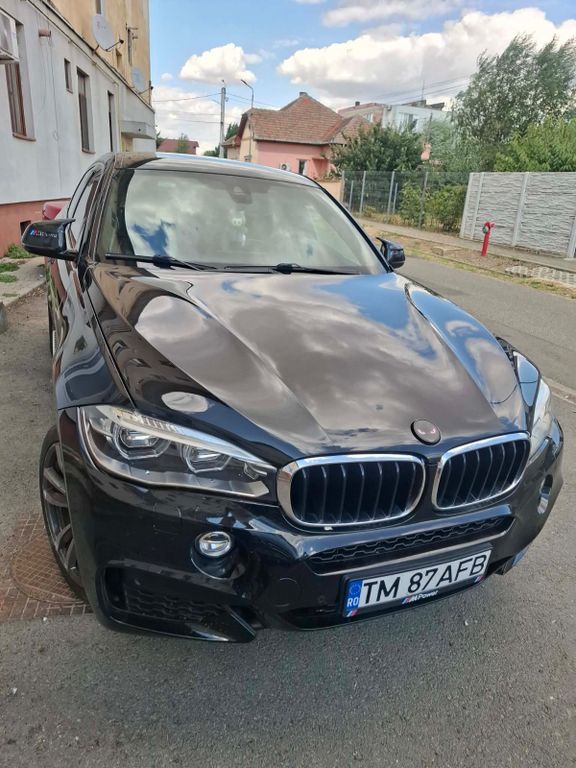 Image of BMW X6