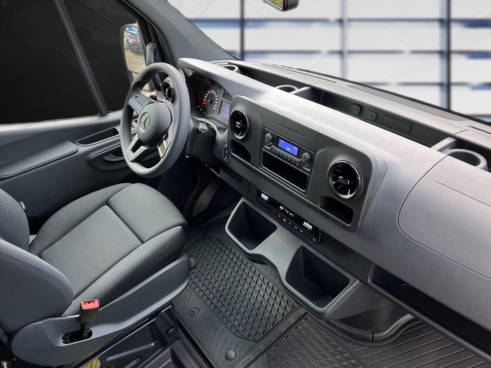 Fahrzeugabbildung Mercedes-Benz eSprinter 312 Sprinter Kasten L2H2 AUT DynLicht