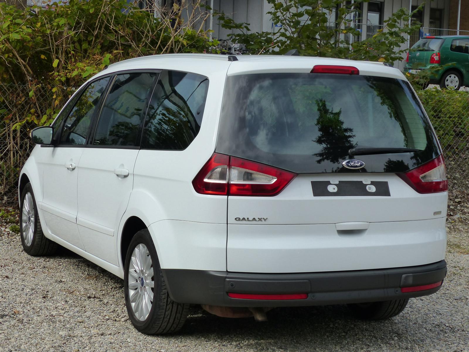 Ford Galaxy 2014 — photo 6