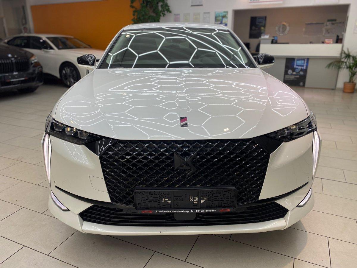 DS Automobiles 4 1.2 PureTech 130 Performance Line+ Alcantara H
