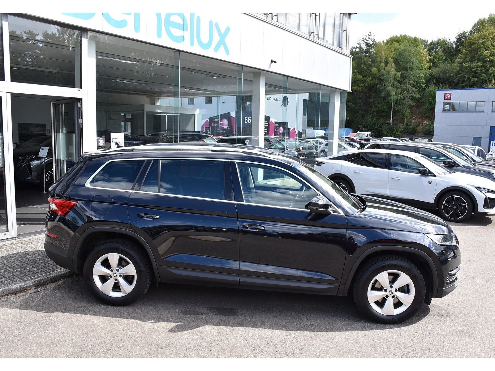 Skoda Kodiaq 2.0 TDI Style DSG 7STZ PANO AHK KEYLESS imagem 3