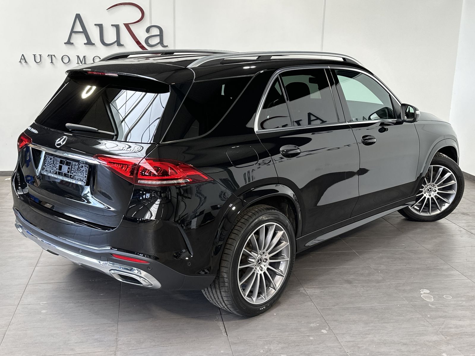 Fahrzeugabbildung Mercedes-Benz GLE 350de 4M AMG-Line NAV+LED+AHK+360°+21ZO+1HD
