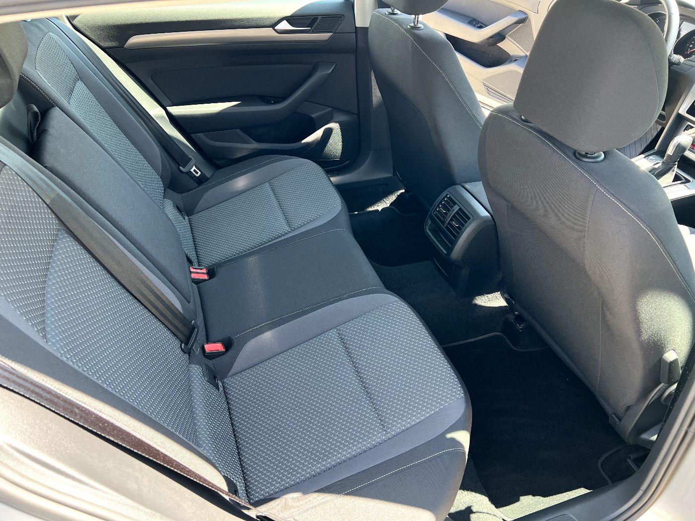 Volkswagen Passat 2.0 TDI LED Navi ACC Kamera Sitzh, миниатюра 14