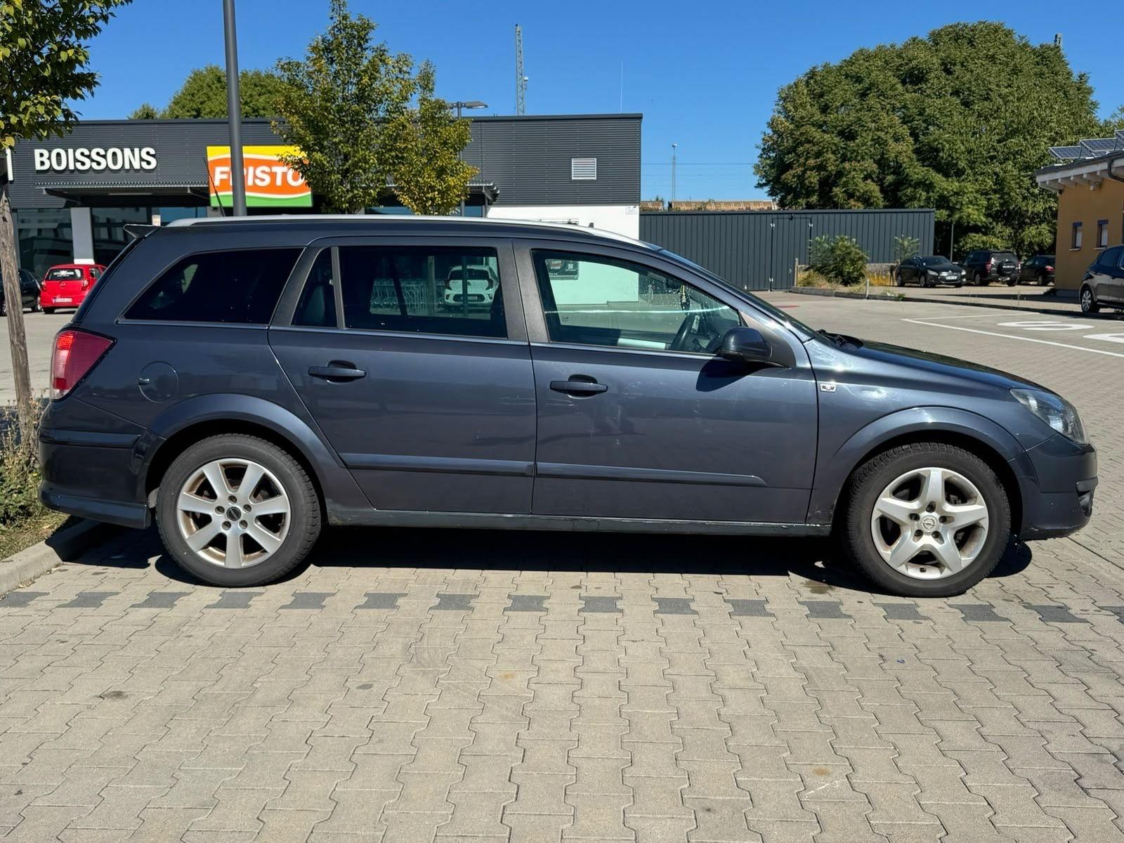 Opel Astra 2006 — engine 140 HP (103kW)
