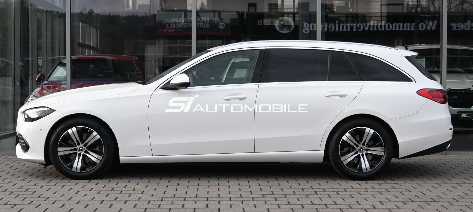 Fahrzeugabbildung Mercedes-Benz C 200 T Aut. Avantgarde °ACC°DIGITAL LIGHT°MEMO°