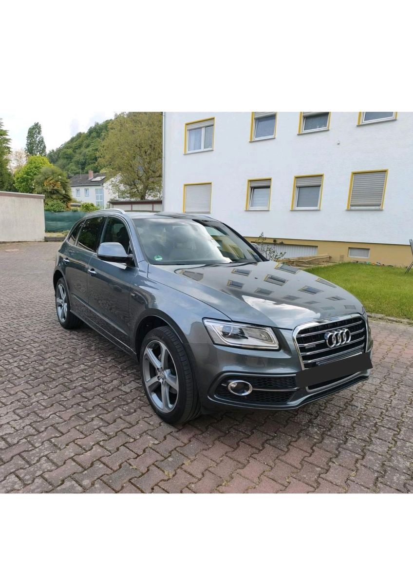 AUDI Audi Q5 2X sline