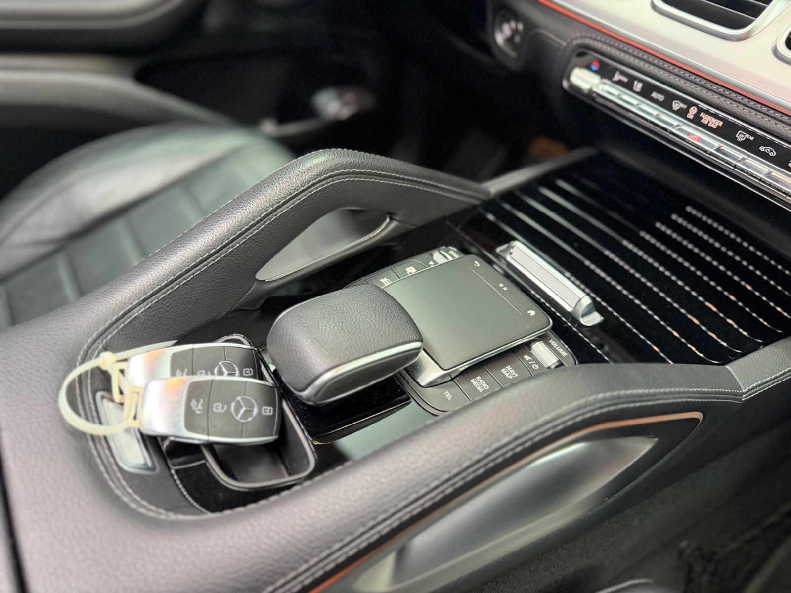 Fahrzeugabbildung Mercedes-Benz GLE 350 d 4Matic |AMG-LINE|AHK|PANO