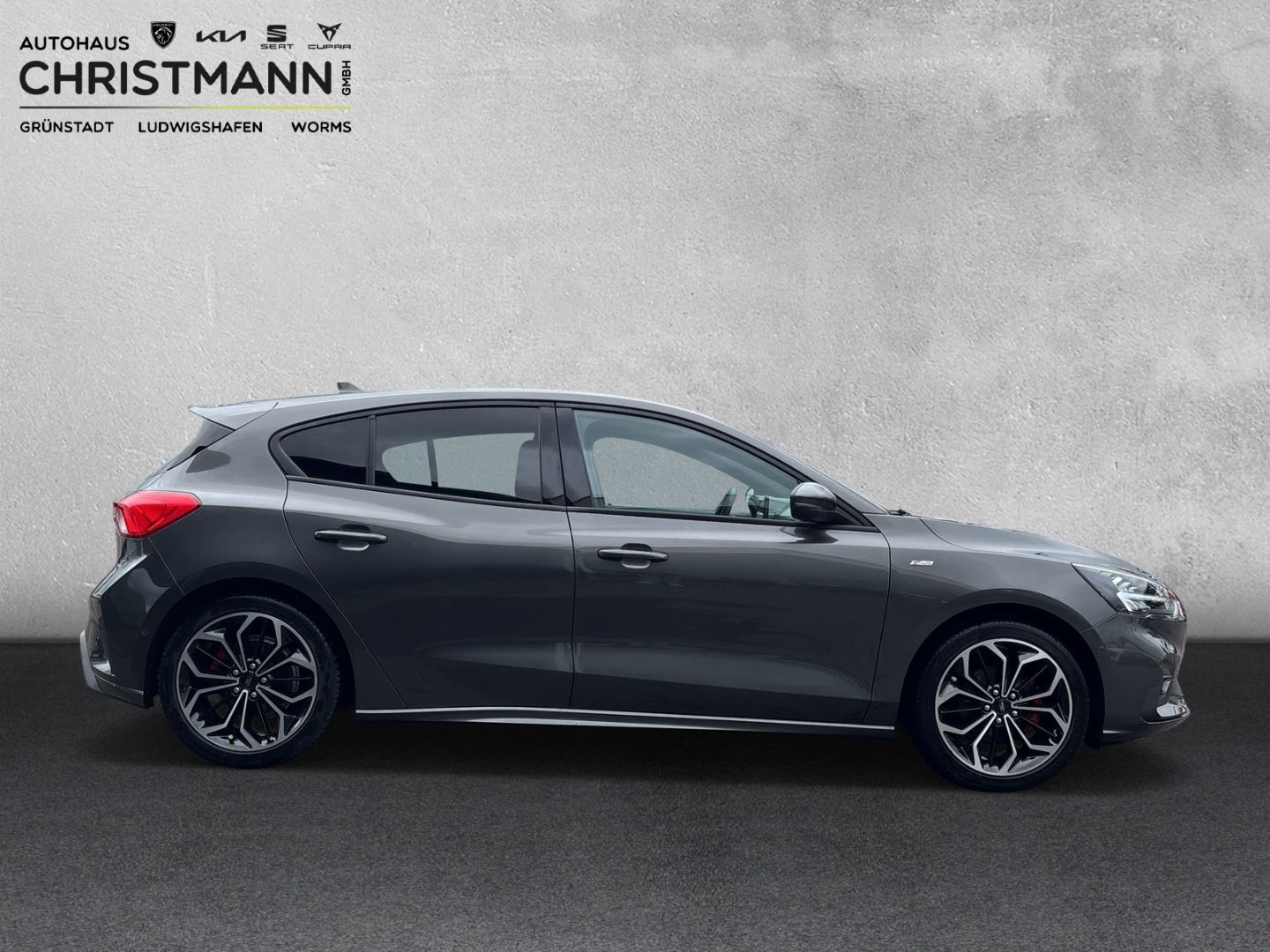 Fahrzeugabbildung Ford Focus ST-Line X 1.0 EcoBoost Mild-Hybrid EU6d  *