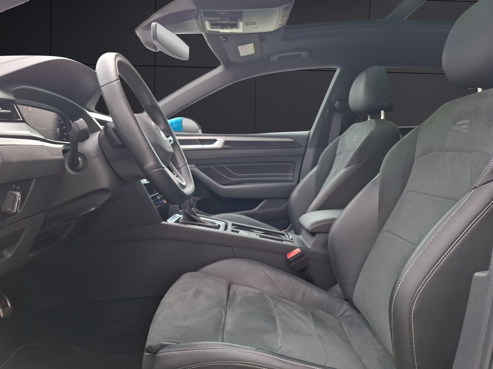 Fahrzeugabbildung Volkswagen Arteon SB TDI R-Line DSG 4M LED AHK Navi AID Pan