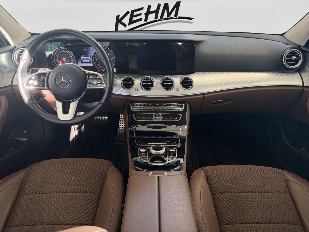 Mercedes-Benz E 220 d 4M+ALL-TERRAIN+AVANTGARDE+DISTRONIC+LED+