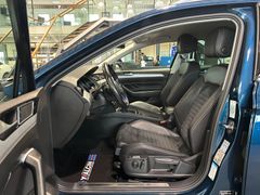 VW Passat Variant - Ansicht 15