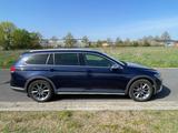 Volkswagen Passat Alltrack 2.0 TDI SCR 140kW DSG BMT 4M... - Volkswagen Passat Alltrack aus 2016