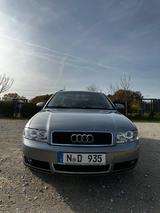 Audi A4 1.8 T multitronic Avant - - Audi A4 aus 2004: 1.8