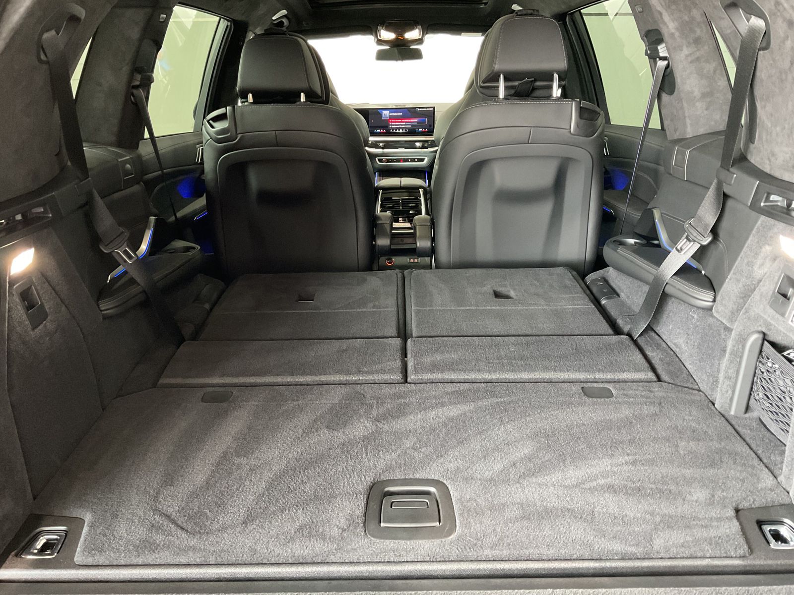 Fahrzeugabbildung BMW X7 M60i Integral-Aktivlenkung, M Sportpaket Pro,