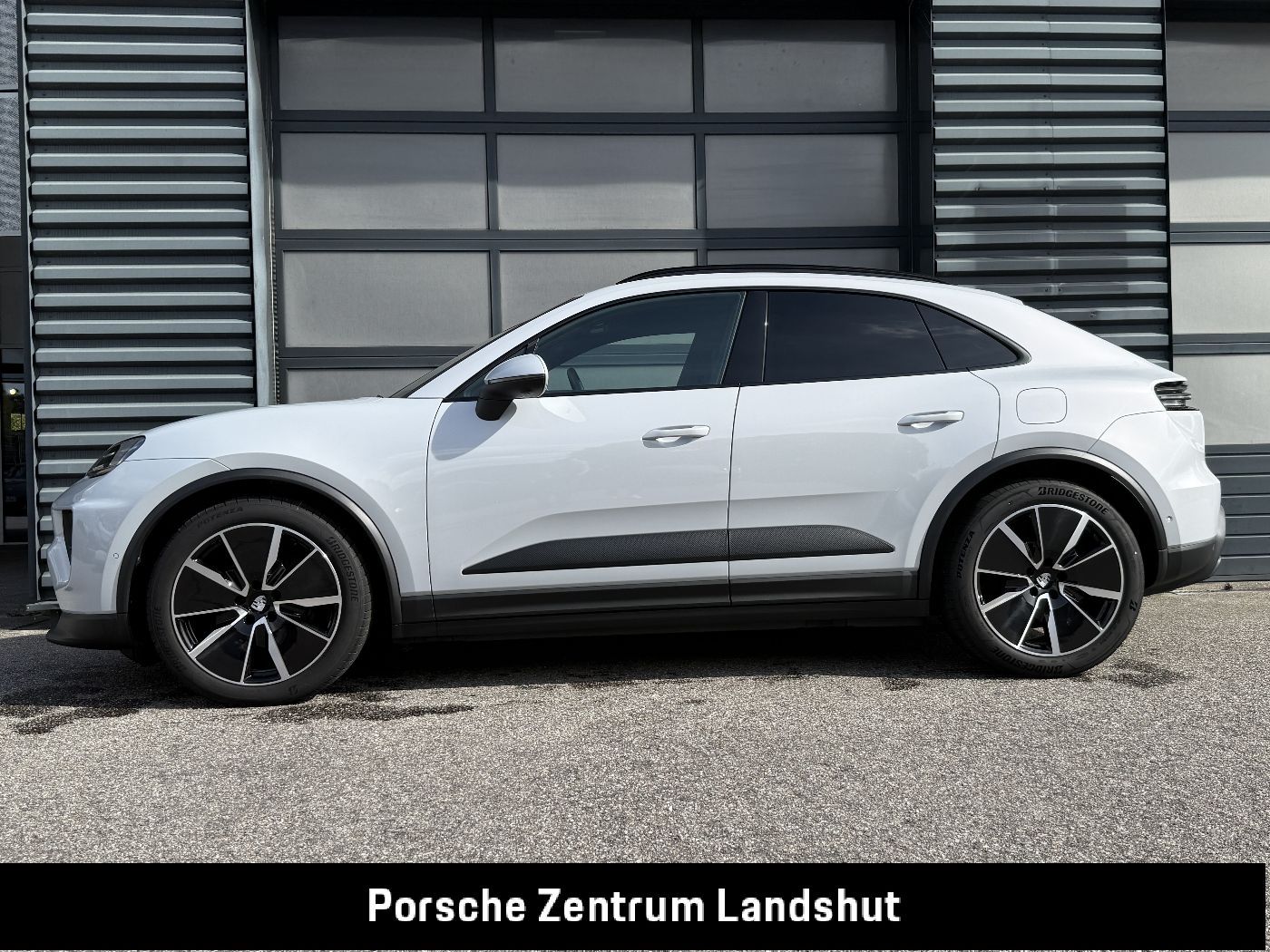 Porsche Macan 4 Luftfederung InnoDrive Panorama foto 3
