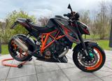 KTM Super Duke 1290 - KTM Motorräder in Halle
