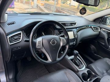 Nissan Qashqai - 11