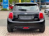 MINI COOPER 1.5 Automatik SHZ BT PDC NAVI LED - gebrauchte MINI MINI aus dem Jahr 2018