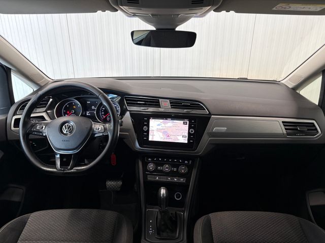 Touran Comfortline 1.6 TDI DSG NAVI ACC