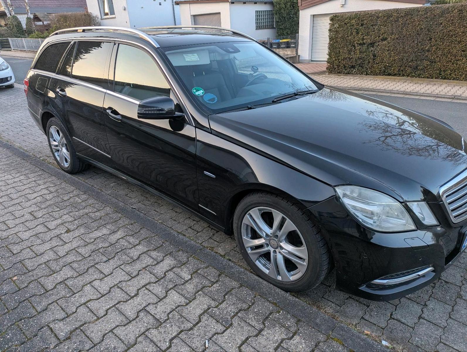 Mercedes-Benz E220 2010 — photo 5