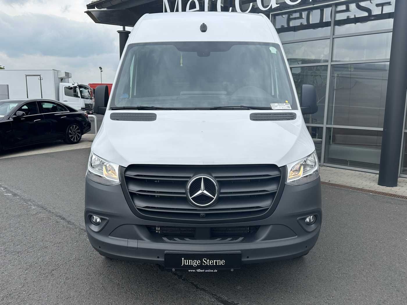 Fahrzeugabbildung Mercedes-Benz Sprinter 317 CDI 3665 9G Klima 360 MBUX SHZ