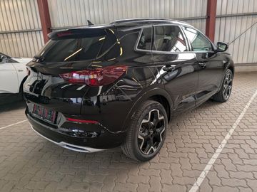 Fahrzeugverkauf 4 Opel Grandland Ultimate 1.5 Leder Navi 8fach ber. LED
