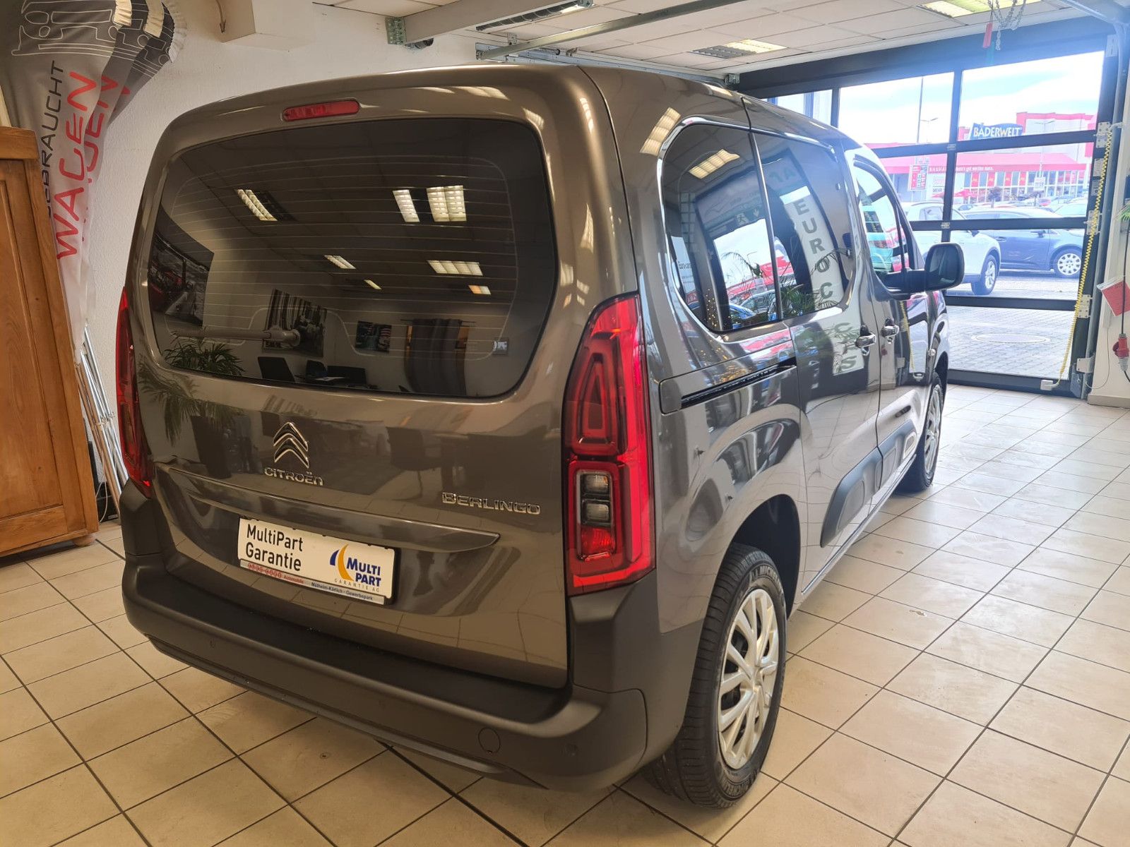 Fahrzeugabbildung Citroën Berlingo / KAMERA / SCHECKHEFT