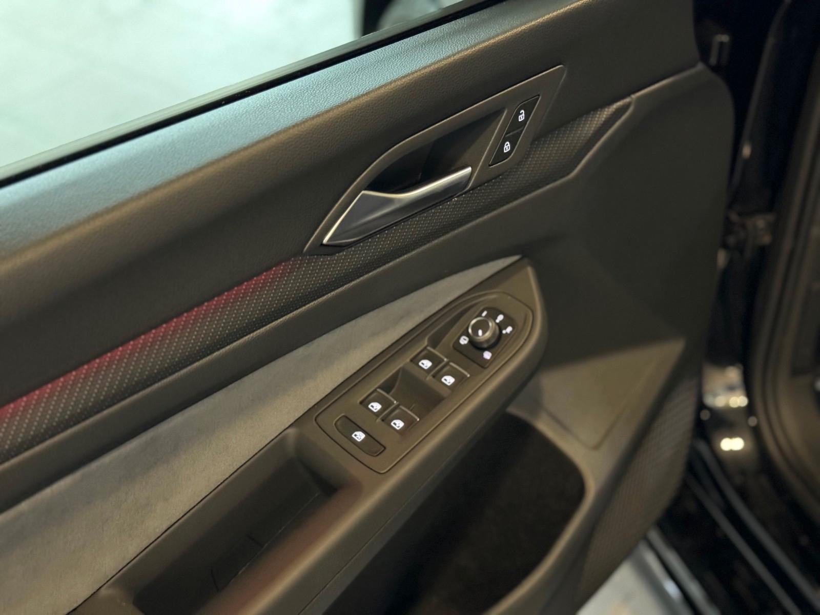 Volkswagen Golf VIII Lim. R-Line*Ambiente*Haman-Kardon*RFK*, миниатюра 11