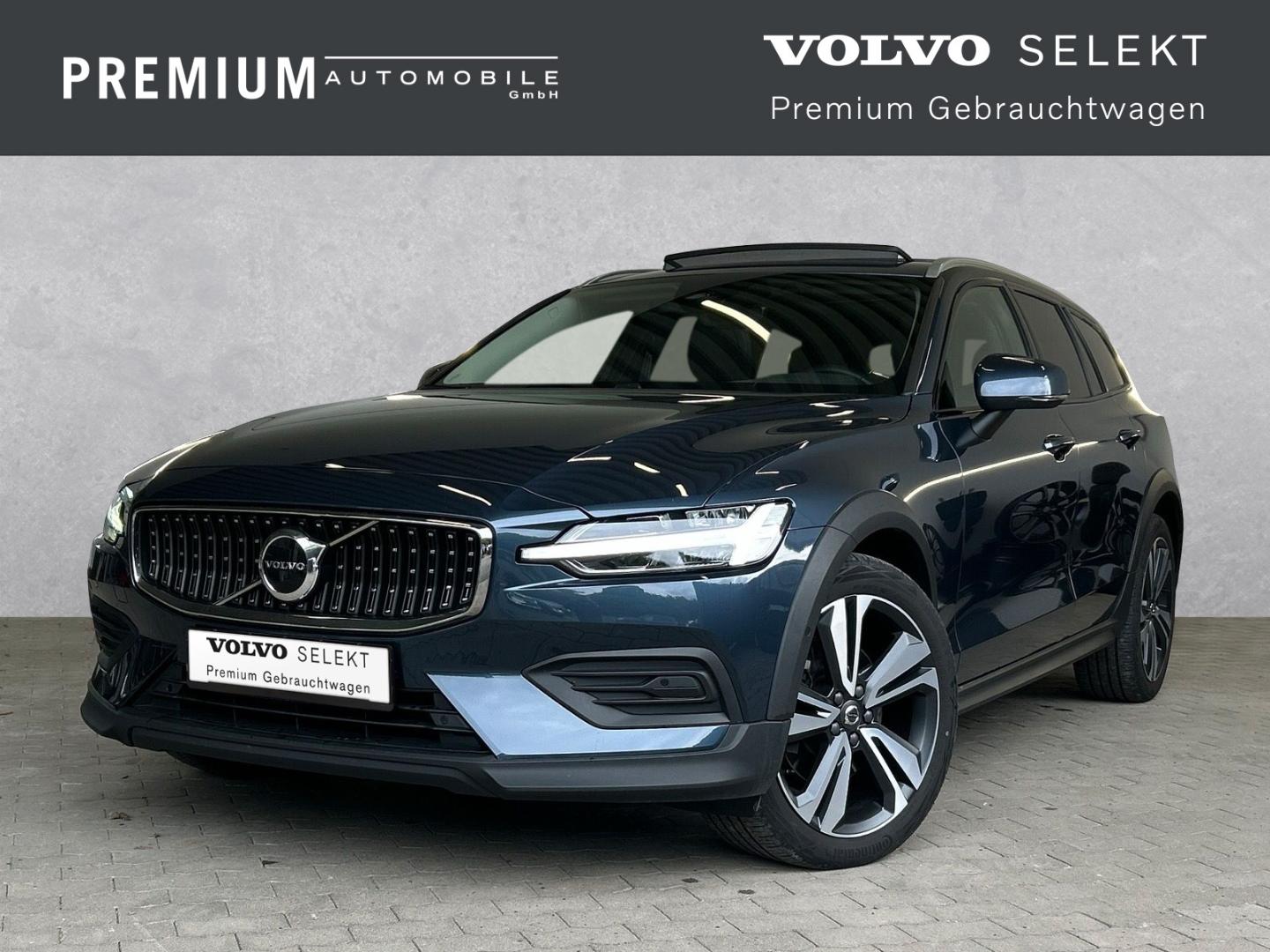 Volvo V60 Cross Country Plus AWD Harman Kardon Pano