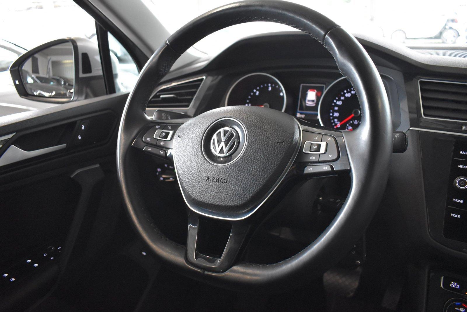 Volkswagen Tiguan 2.0 TDI DSG Highline AHK APP DAB