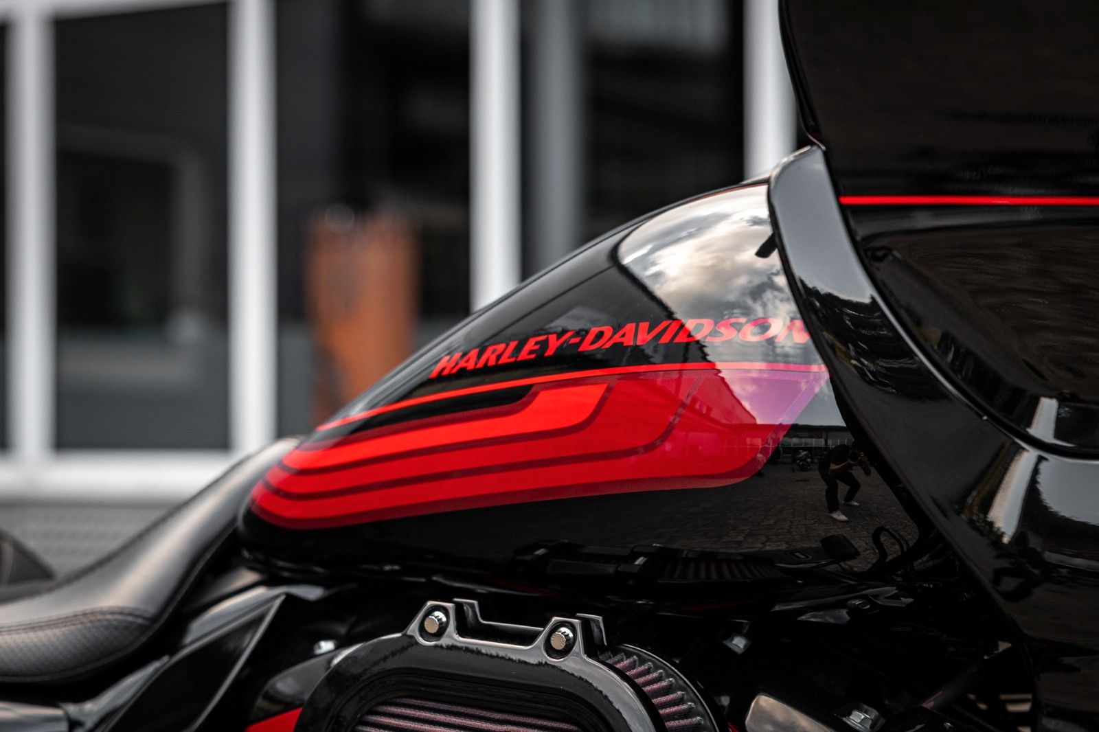 Fahrzeugabbildung Harley-Davidson CVO ROAD GLIDE 117 FLTRXSE - JEKILL&HYDE
