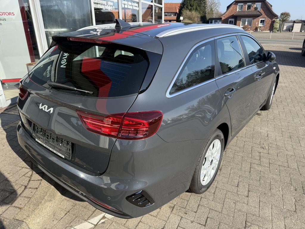 Kia Ceed SW 1.5 T-GDI DCT7 OPF Vision
