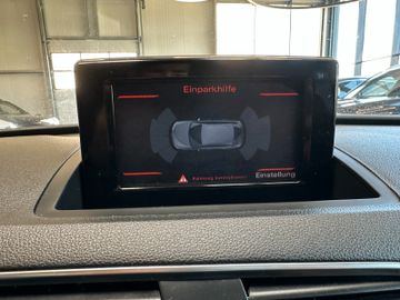 Audi Q3 2.0 TDI quattro *BiXenon*Pano*AHK*SLine*