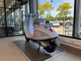 Vespa 946 125 Snake - VESPA S 125