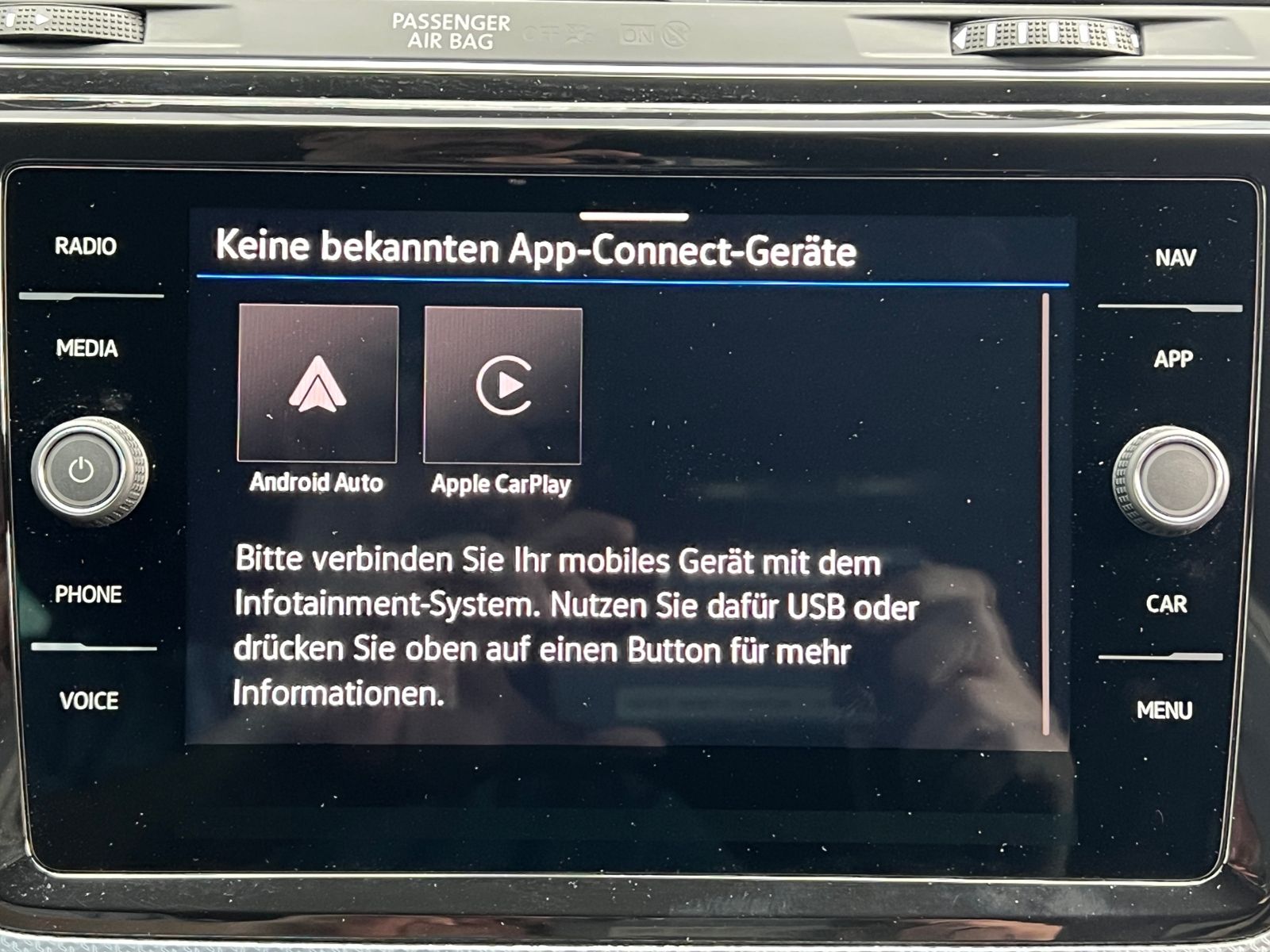 Fahrzeugabbildung Volkswagen Touran GOAL 2.0 TDI DSG *AHK, IQ.Light, ACC, Kam