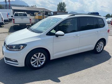 Volkswagen Touran - 1
