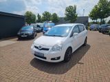 Toyota Corolla Verso 1.8 Sol/ 7-SITZER - Toyota Corolla Verso mit Benzin-Antrieb: Kombi, 1.8